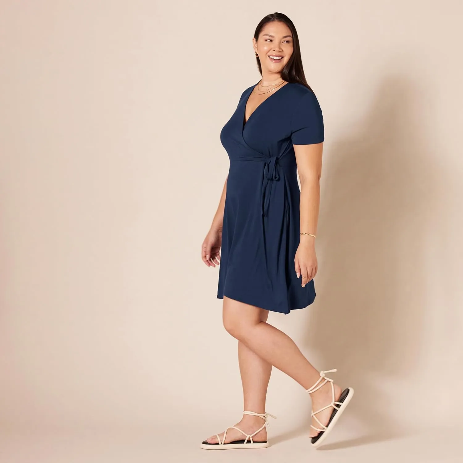 Amazon Essentials Women's Short Sleeve Faux-Wrap Dress