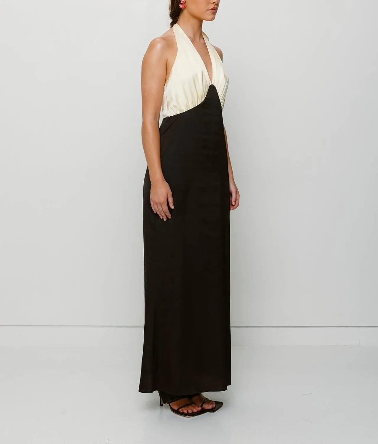 Women Halter Satin Maxi Dress Backless Sleeveless V Neck Tie Cocktail Dress Elegant Silk Wedding Guest Dresses