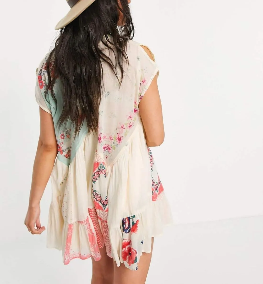 Womens Boho Mini Dress Y2k Floral Print Deep V-Neck Puff Sleeve Short Dress 2025 Summer Loose Beach Sundress