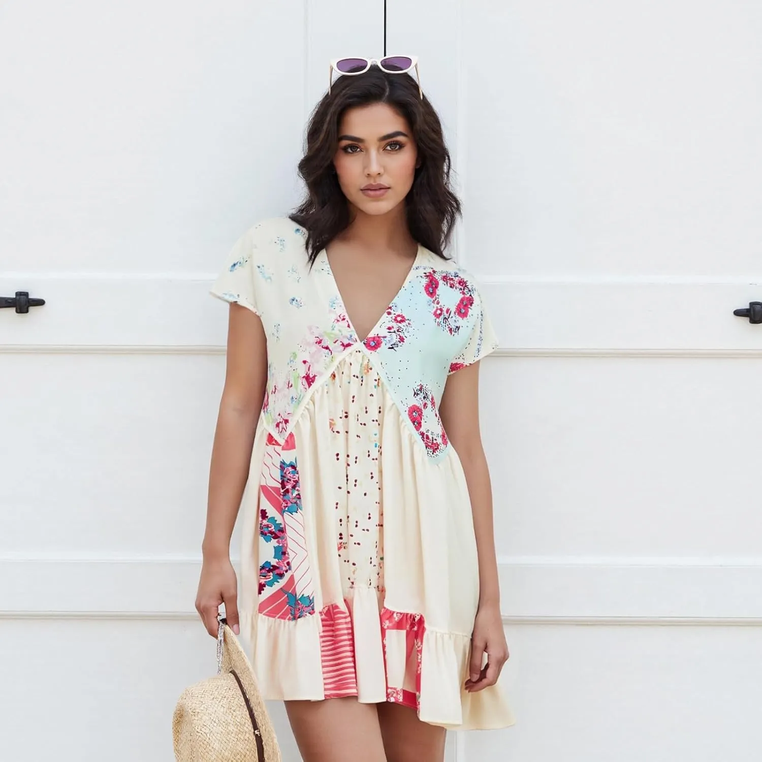 Womens Boho Mini Dress Y2k Floral Print Deep V-Neck Puff Sleeve Short Dress 2025 Summer Loose Beach Sundress