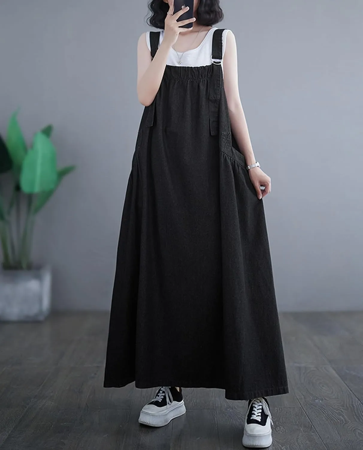 Women's Casual Loose Denim Dress Sleeveless Adjustable Straps Denim Jumper Dress with Pockets
