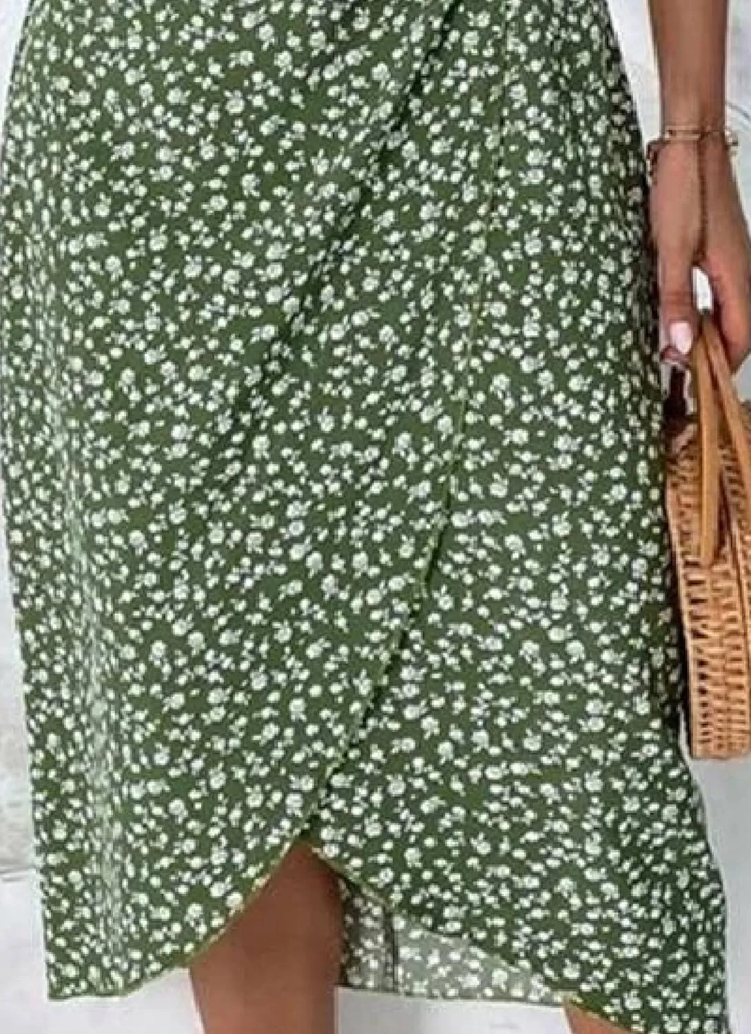 Women's Fit Ditsy Floral Print Short Sleeve V-Neck Green Front Button Midi Dress 2025 Spring Summer Casual Stylish Dress