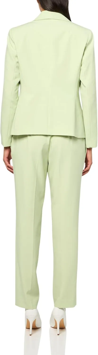 Women's Jacket/Pant Suit