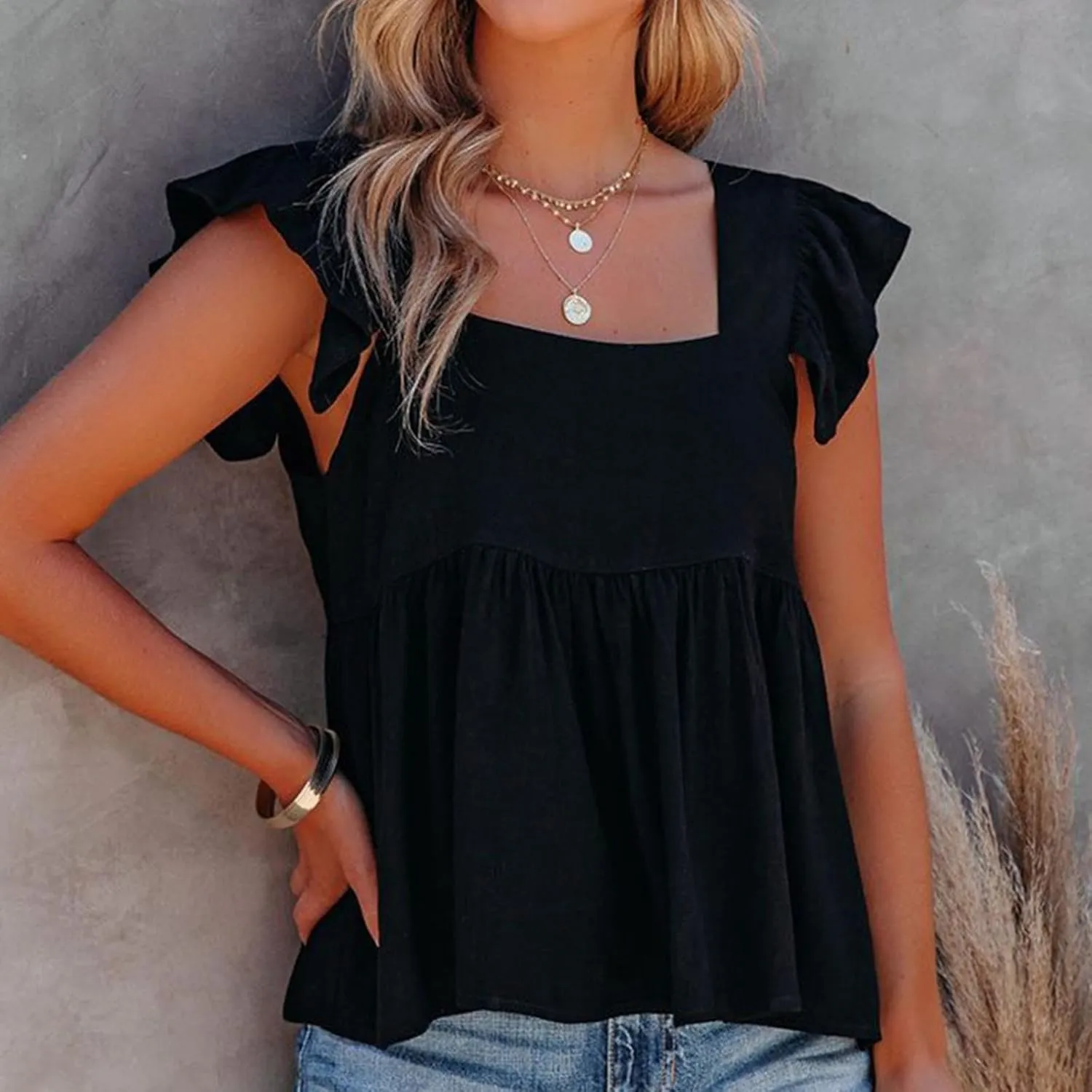 Women's Smocked Peplum Tops Solid Color Cute Square Neck Ruffle Sleeveless Shirts Casual Fashion Loose Fit Blouse