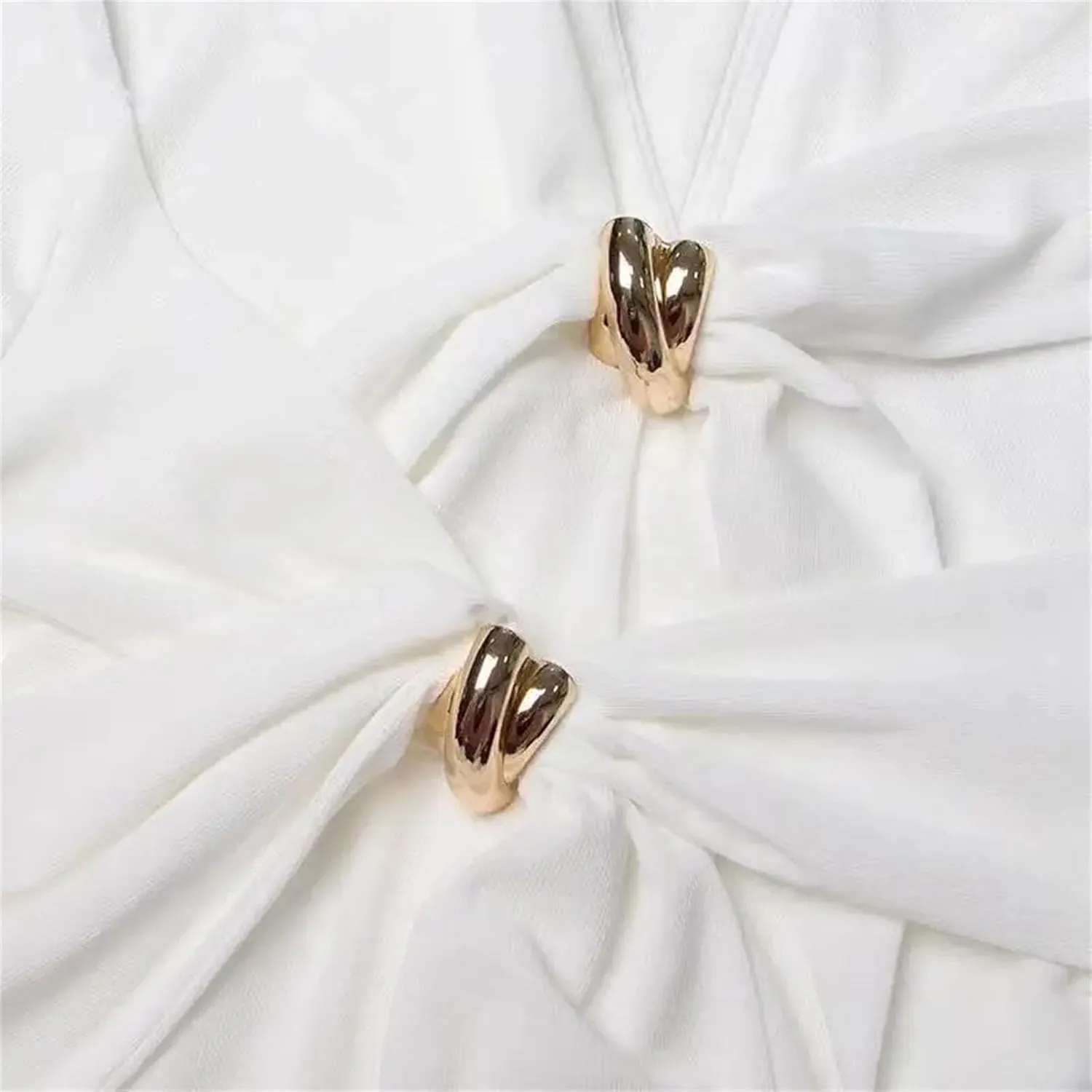 Women's White Crosscriss Hollow Out Knit Dress - V-Neck Long Sleeve Metal Button Slim Trendy